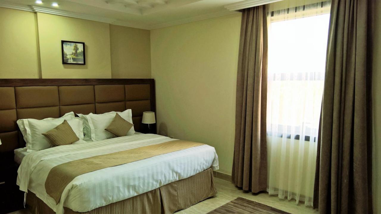Gold Palace Serviced Apartments Djedda Buitenkant foto
