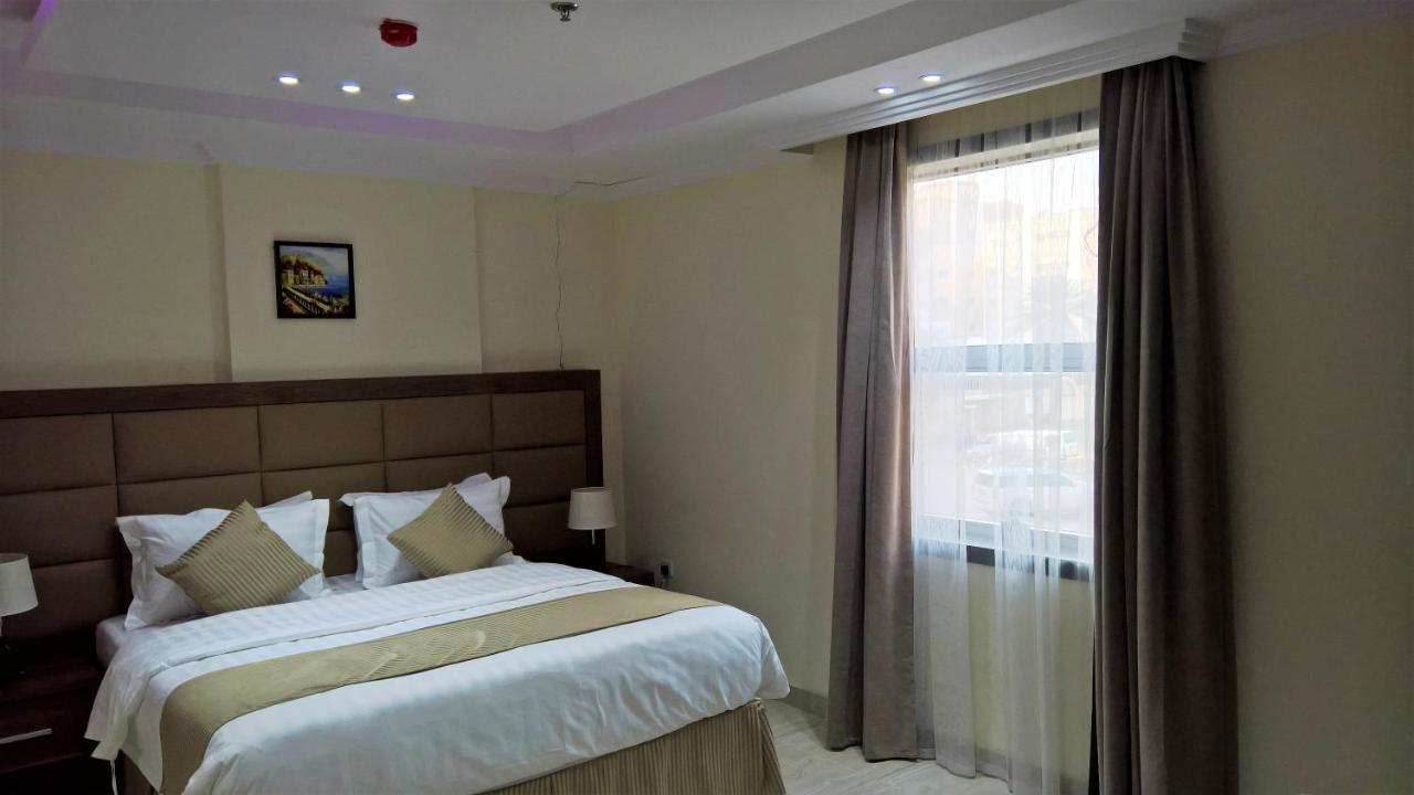 Gold Palace Serviced Apartments Djedda Buitenkant foto